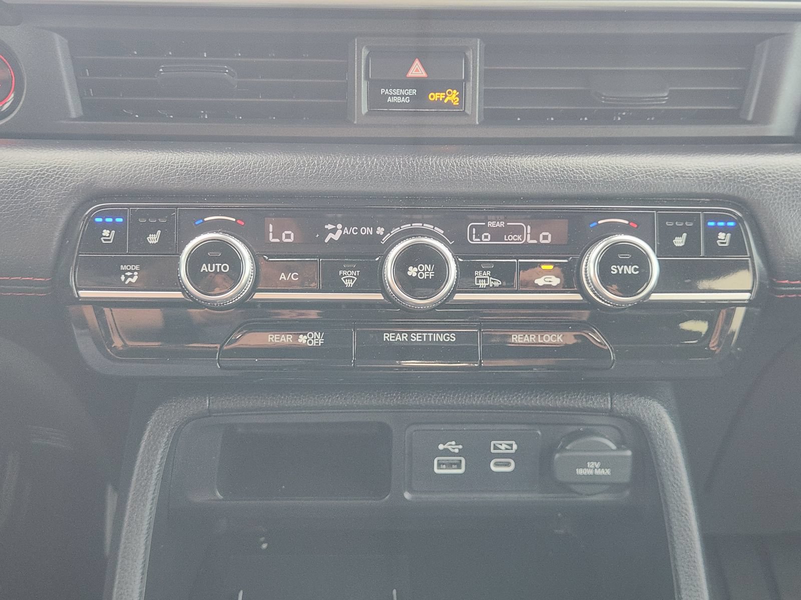 Used 2025 Honda Pilot Black Edition image 19