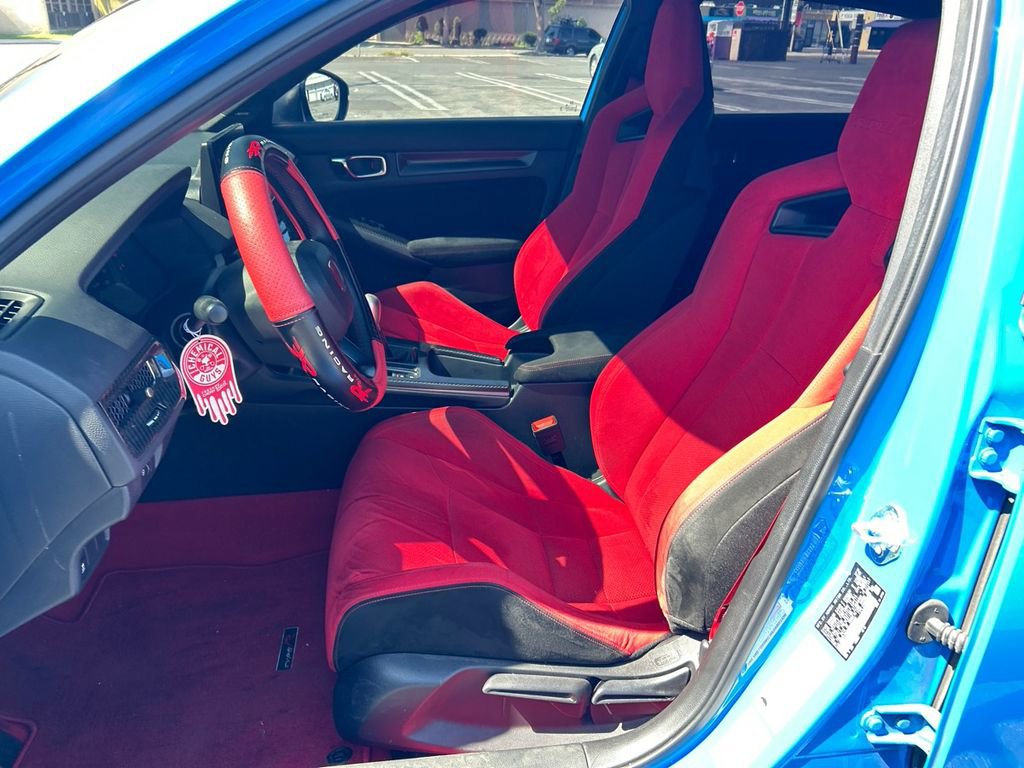 Used 2025 Honda Civic Type R image 7