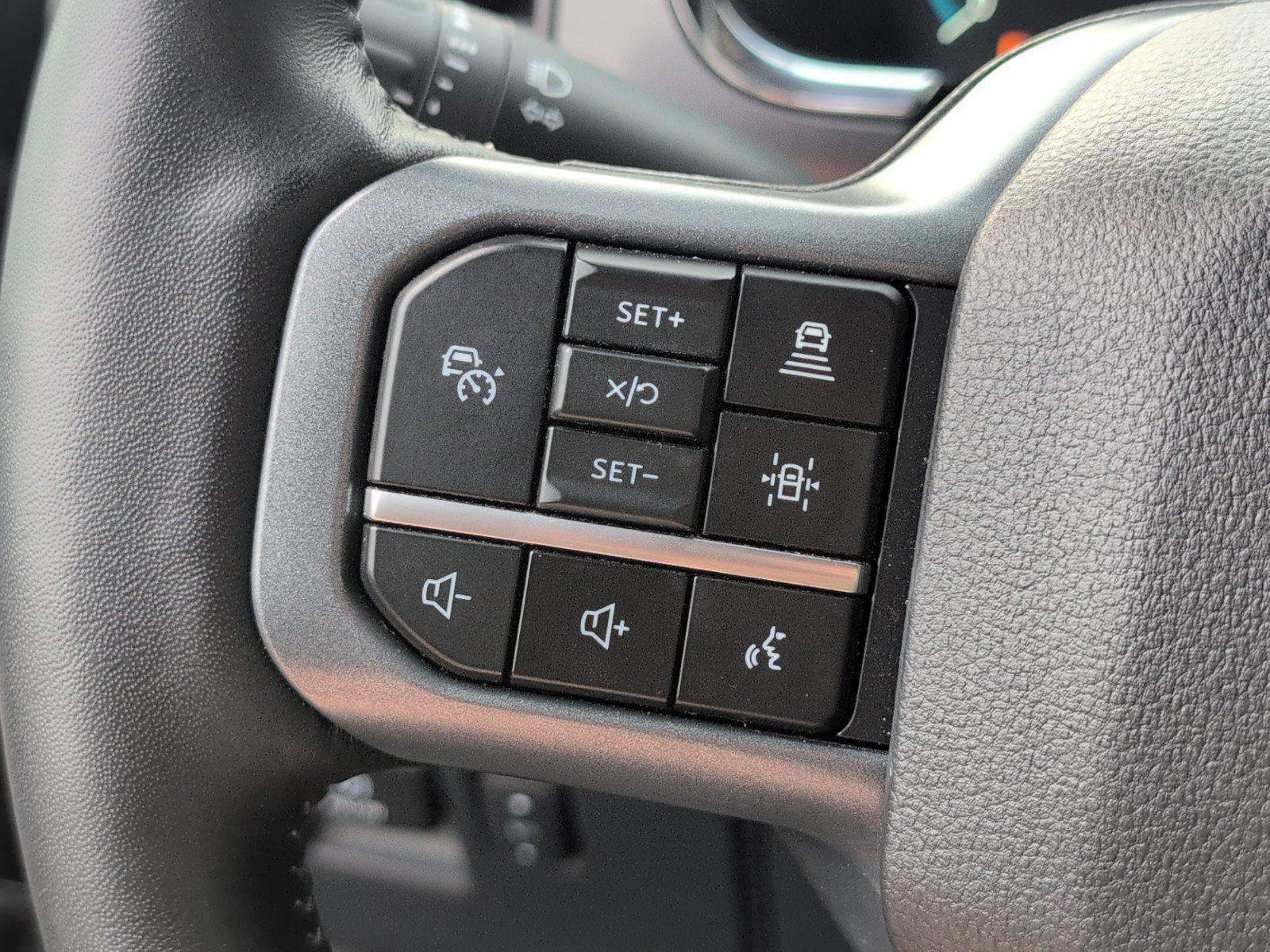 Used 2023 Ford F150 Lariat w/ Equipment Group 502A High AWD/4WD image 33