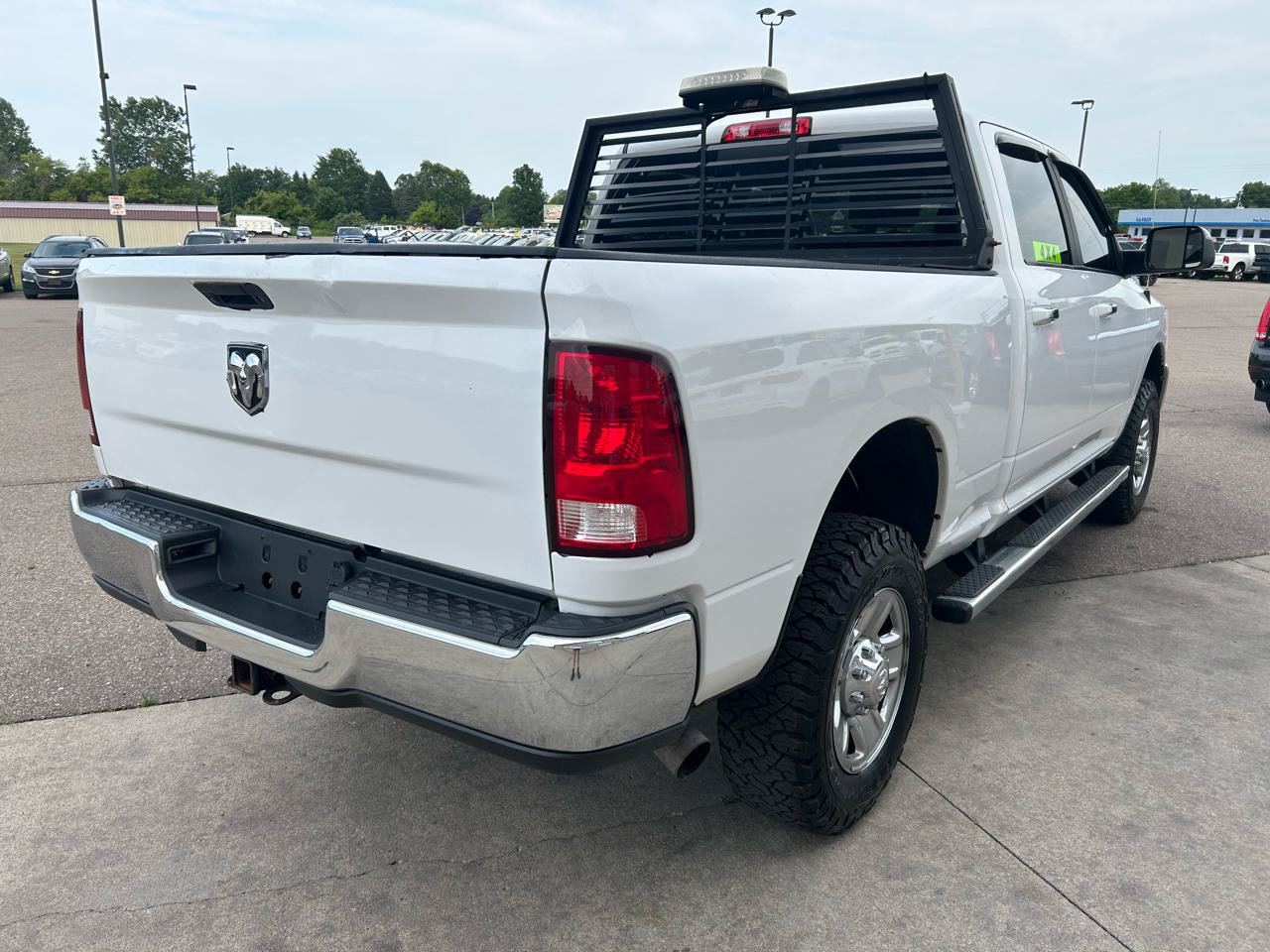 Used 2018 RAM 2500 SLT AWD/4WD image 5