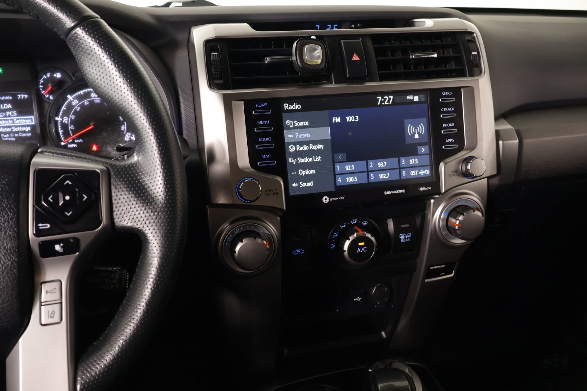 Used 2020 Toyota 4Runner SR5 Premium AWD/4WD image 5