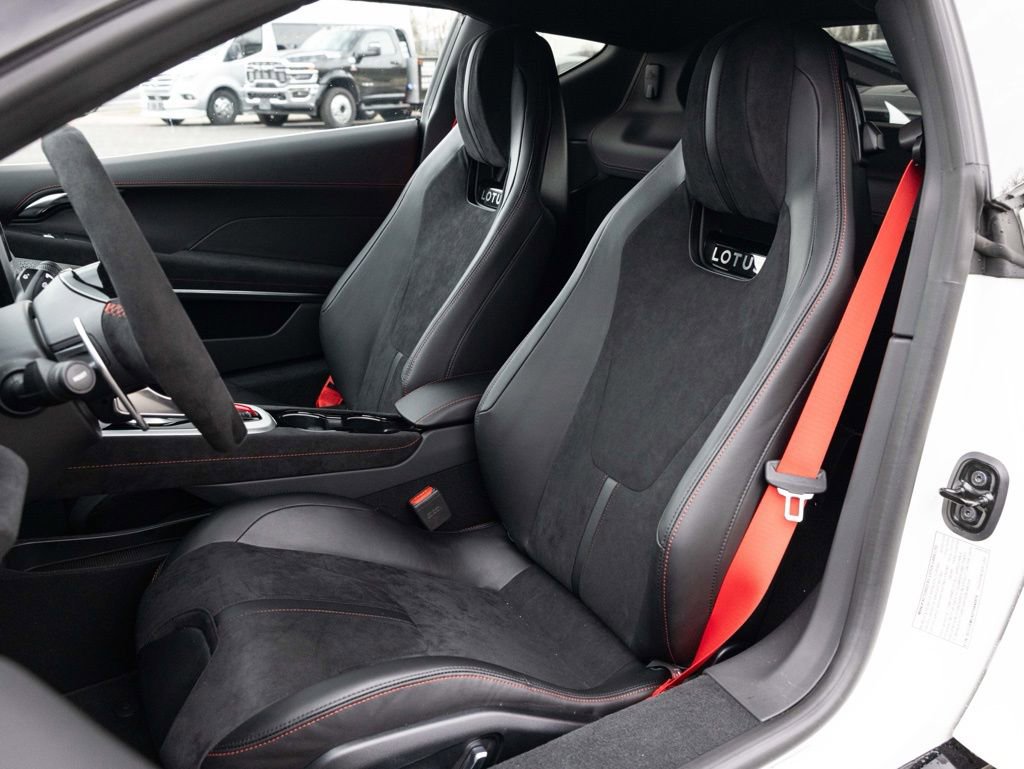 New 2026 Lotus Emira SE RWD image 3