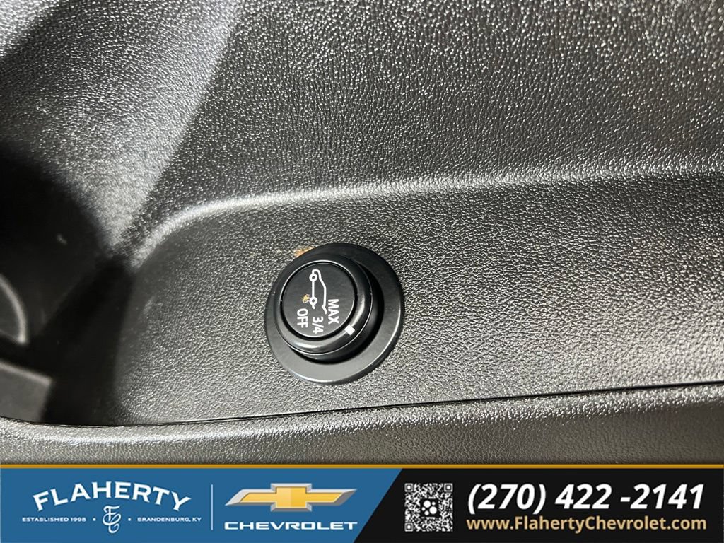 Used 2024 Chevrolet Equinox LT FWD image 23