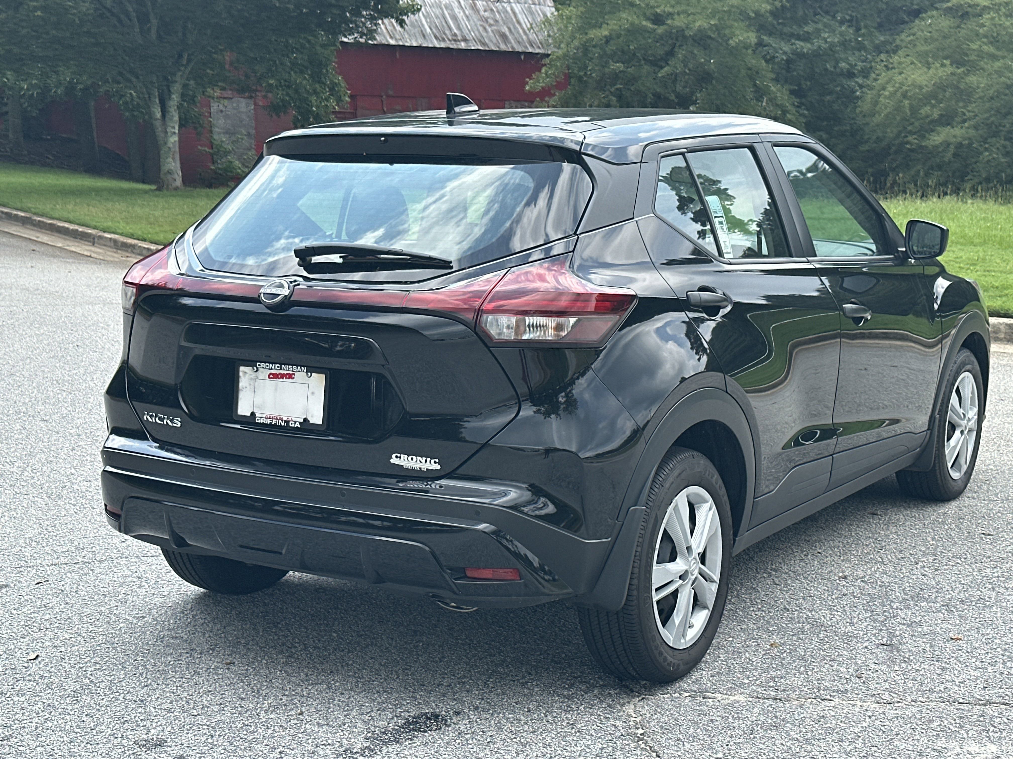 New 2024 Nissan Kicks S image 5