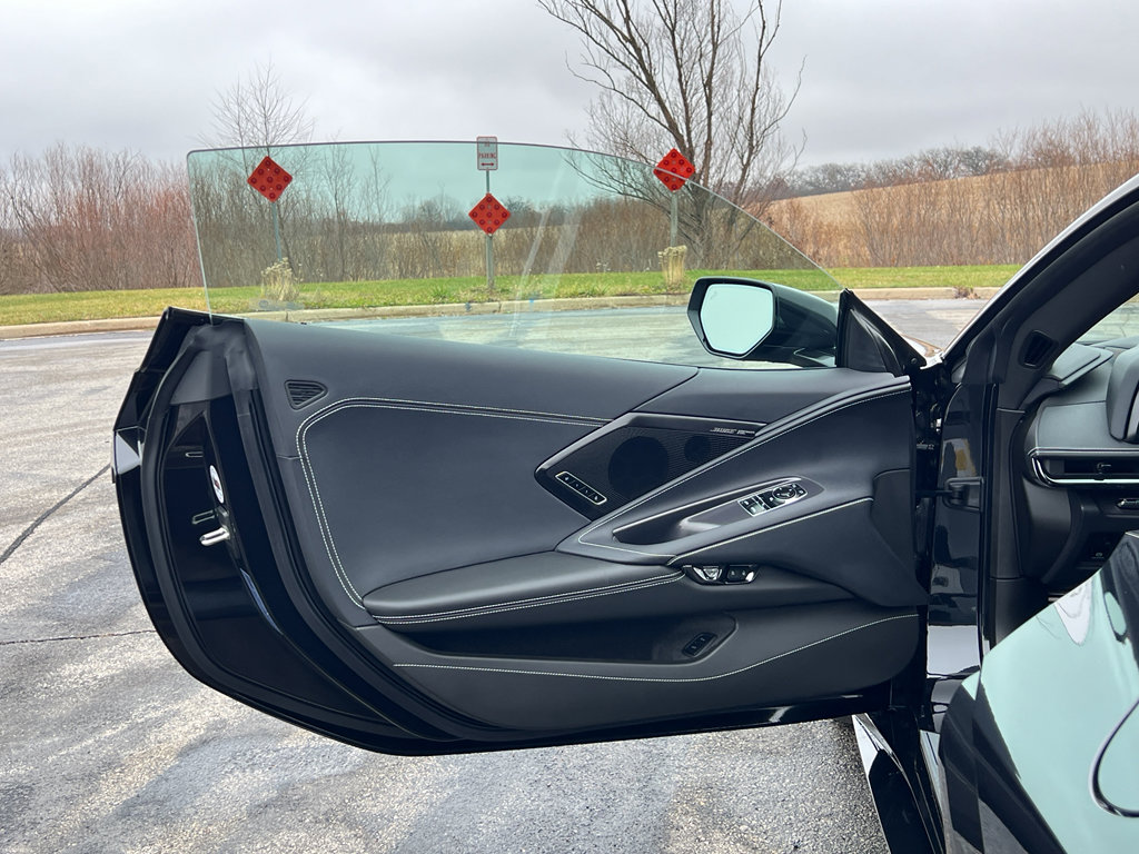 Used 2024 Chevrolet Corvette Stingray Preferred Cpe w/ Stealth Interior Trim Package image 12