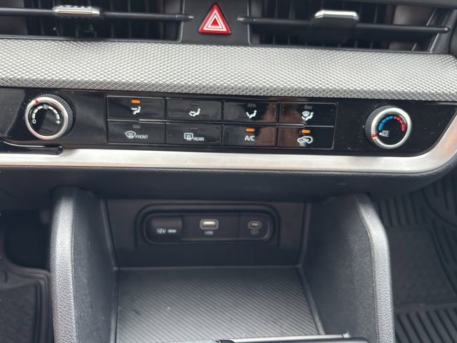 Certified 2025 Kia Sportage LX AWD/4WD image 27