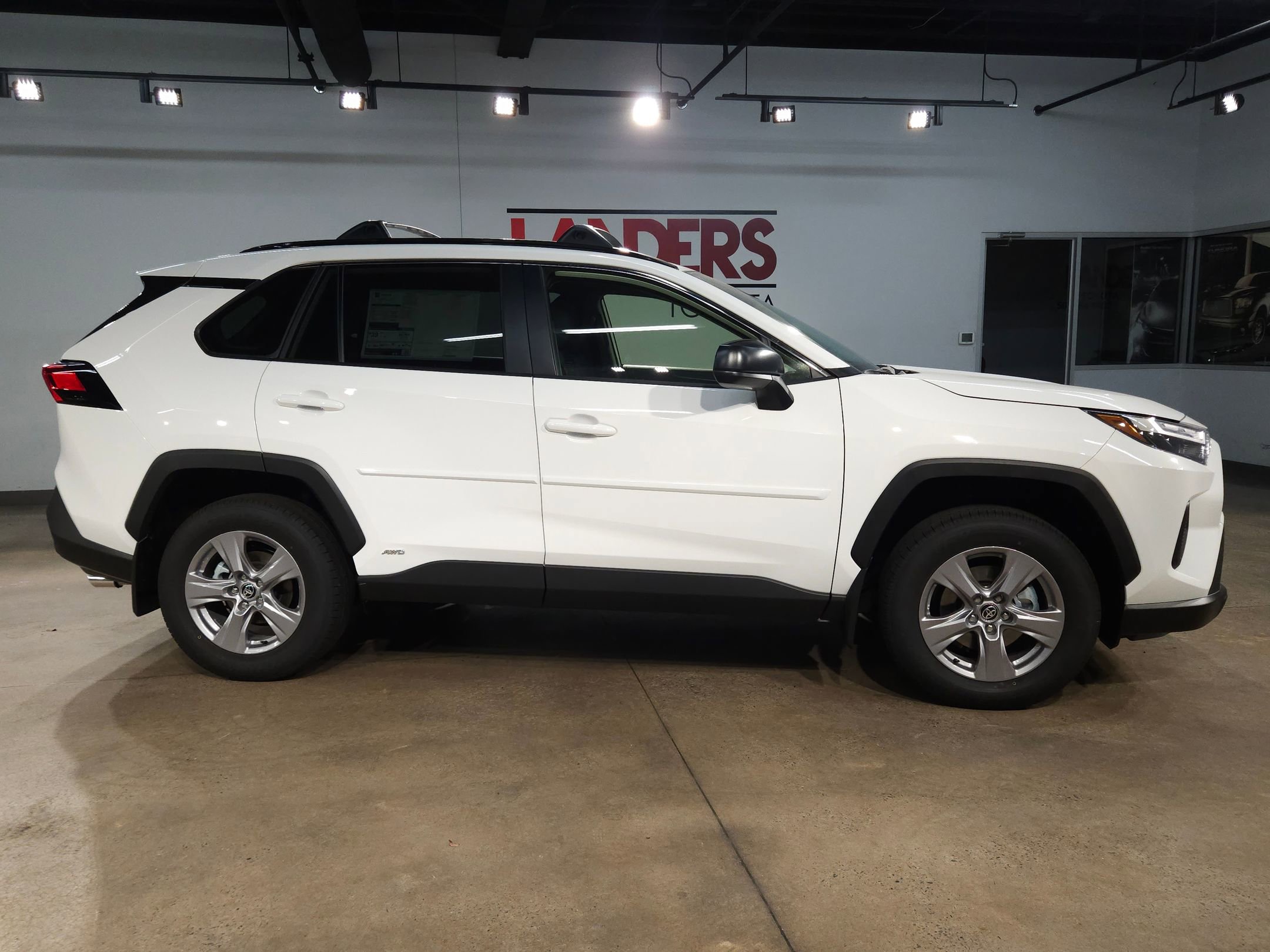 New 2025 Toyota RAV4 LE image 8