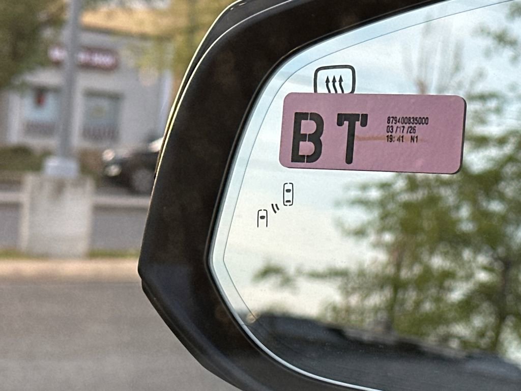 New 2026 Toyota Sienna Platinum image 17