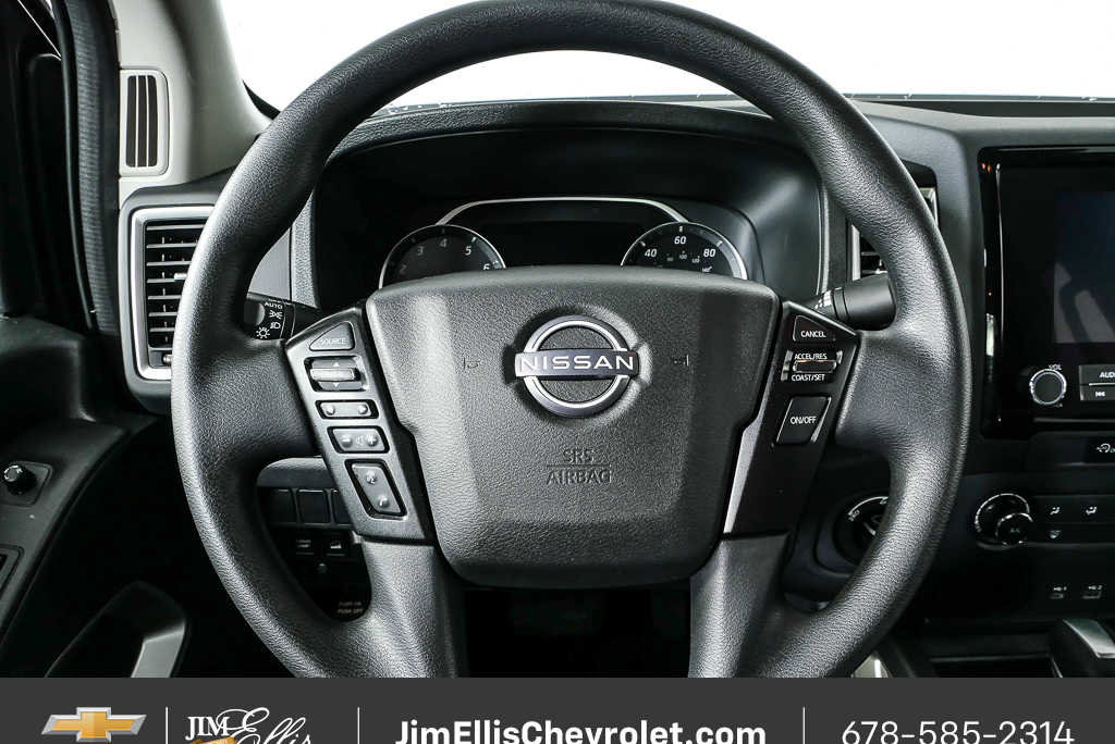 Used 2023 Nissan Frontier SV w/ Tow Package image 9