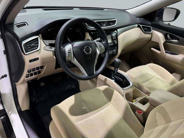 Used 2016 Nissan Rogue SV FWD image 29