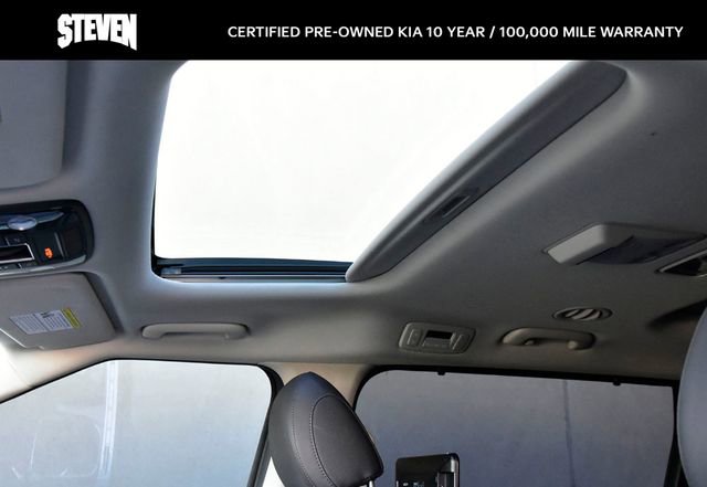 Certified 2024 Kia Carnival SX Prestige image 10