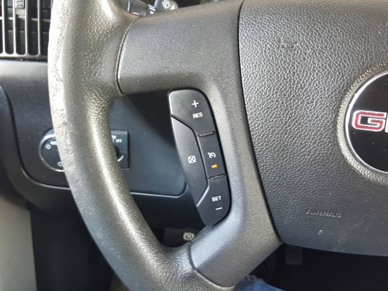Used 2017 GMC Savana 3500 RWD image 18