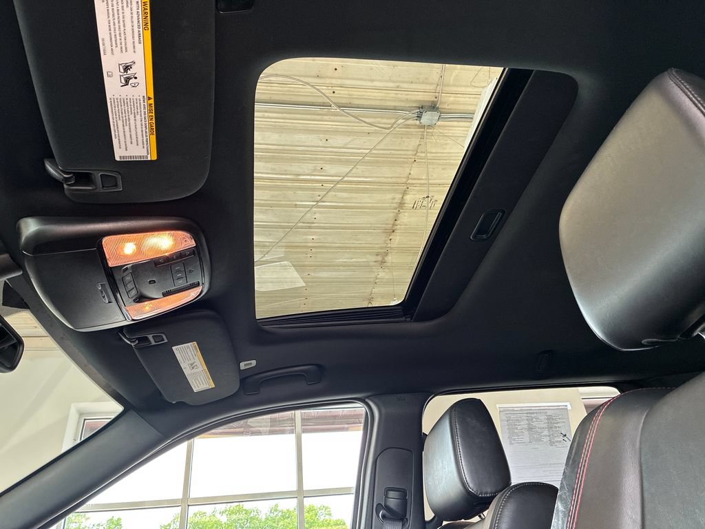 Used 2025 Dodge Durango GT AWD/4WD image 21