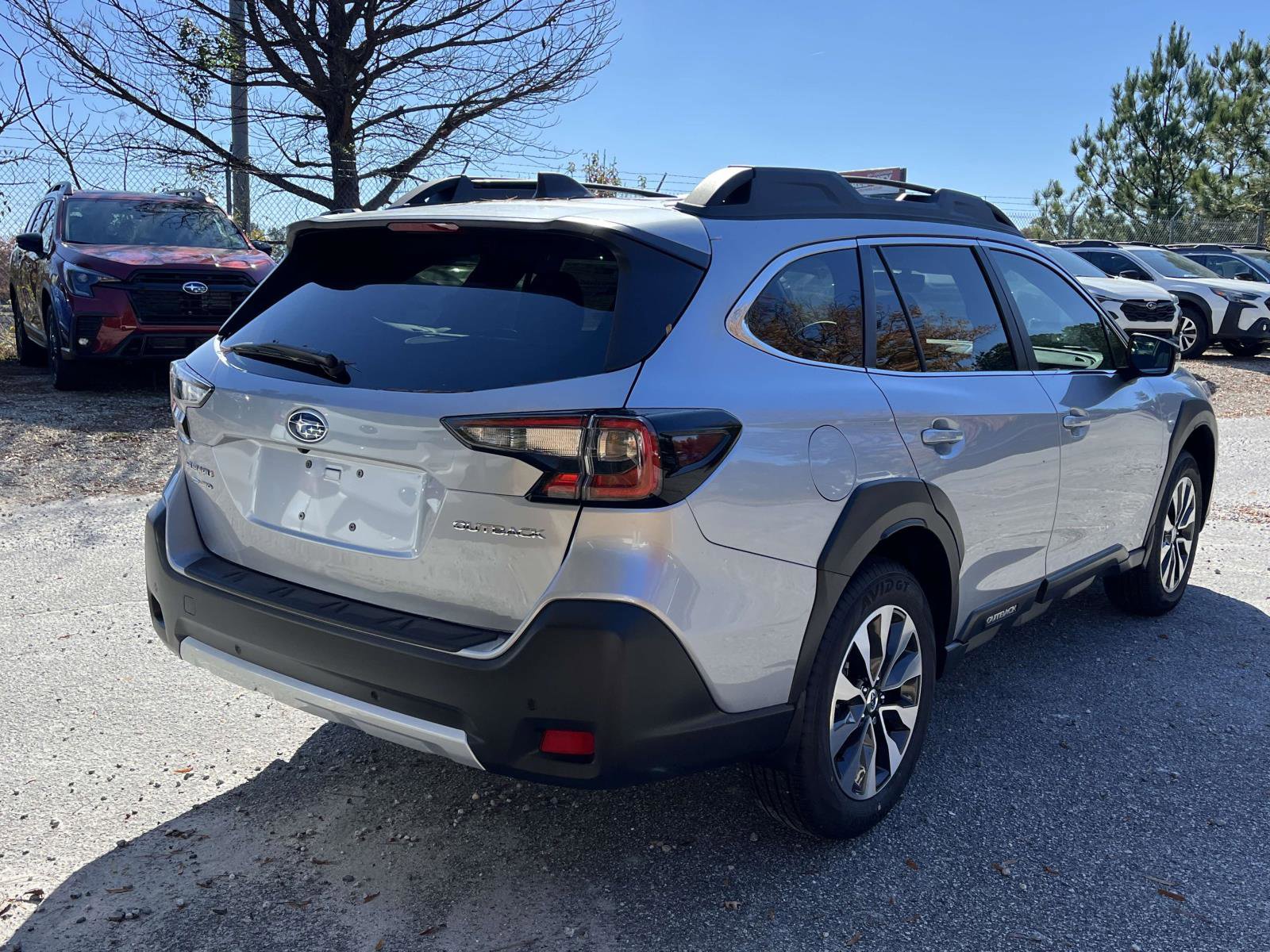 New 2025 Subaru Outback Limited w/ Popular Package #2 image 3