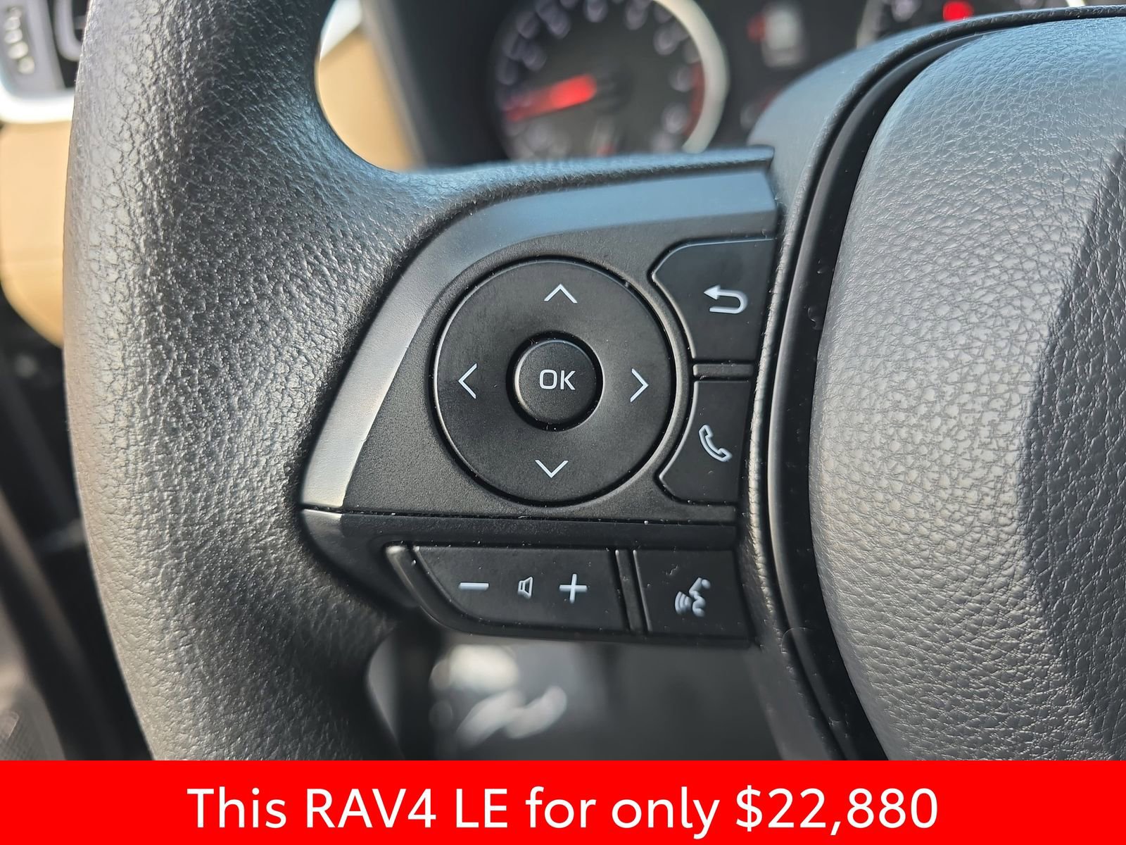 Used 2022 Toyota RAV4 LE image 21