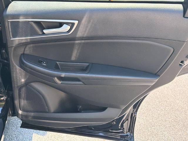 Used 2024 Ford Edge SEL AWD/4WD image 17