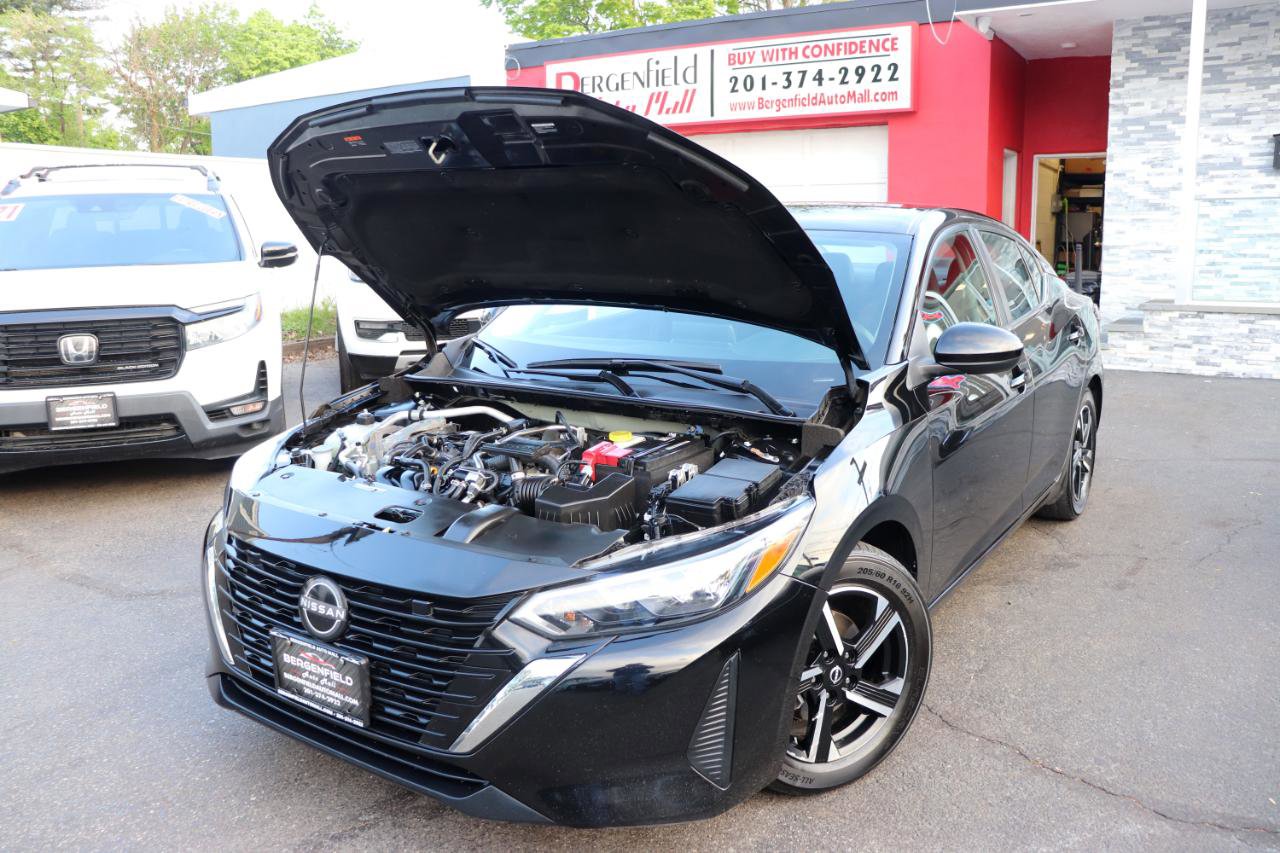 Used 2024 Nissan Sentra SV FWD image 43