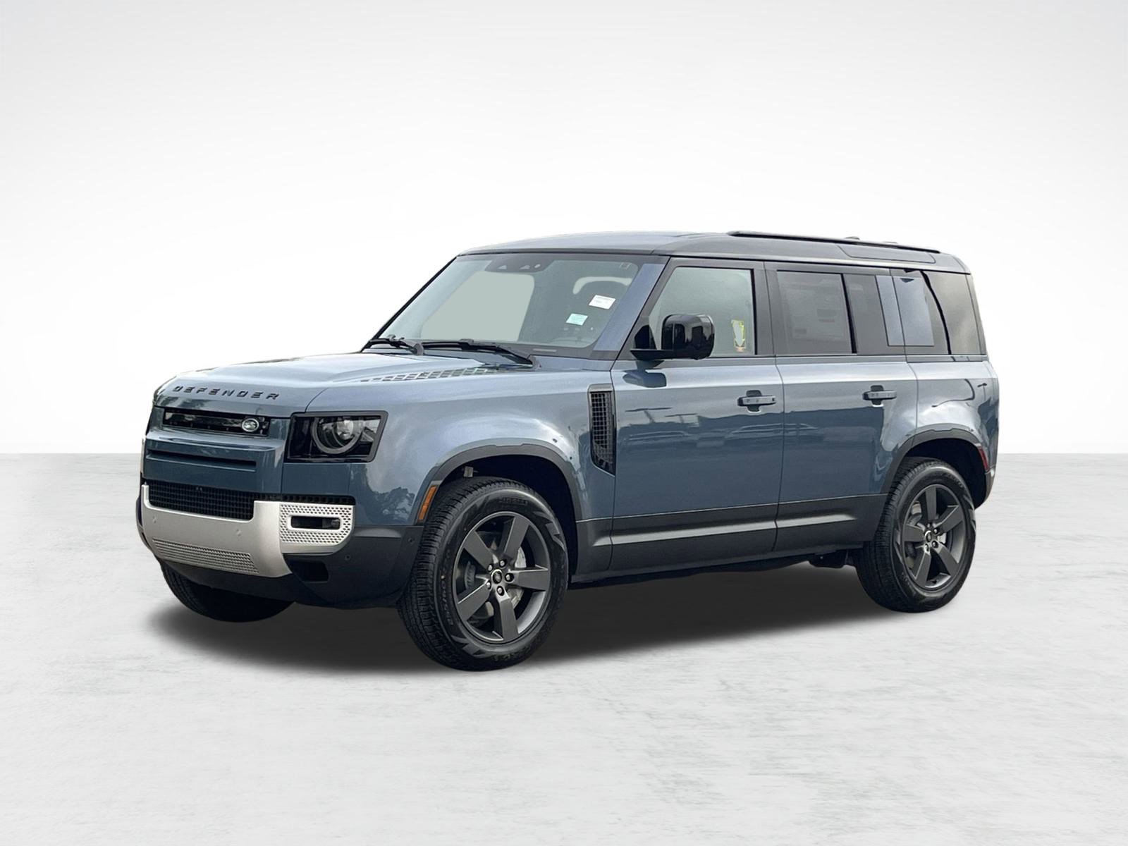 Used 2025 Land Rover Defender 110 S image 1