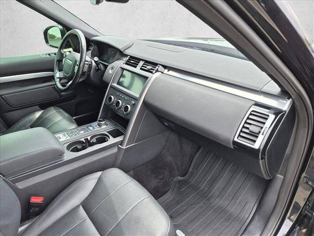 Used 2020 Land Rover Discovery Landmark AWD/4WD image 22