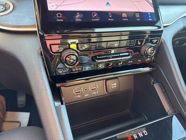 New 2025 Jeep Grand Cherokee L Limited w/ Trailer Tow Package image 22