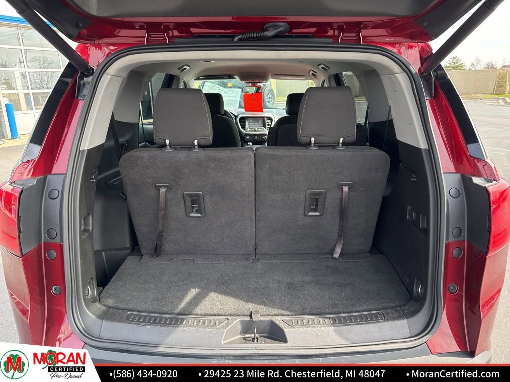 Used 2017 GMC Acadia SLE image 26