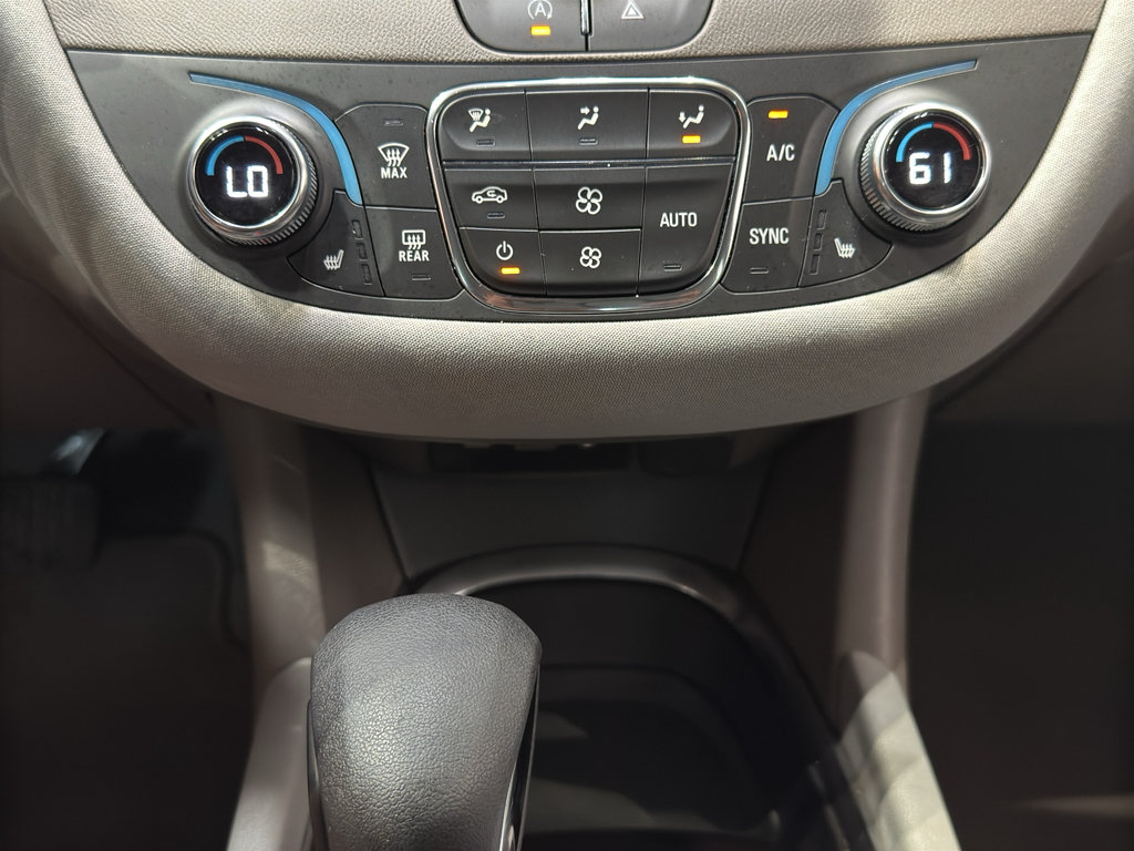 Used 2024 Chevrolet Malibu LT FWD image 27