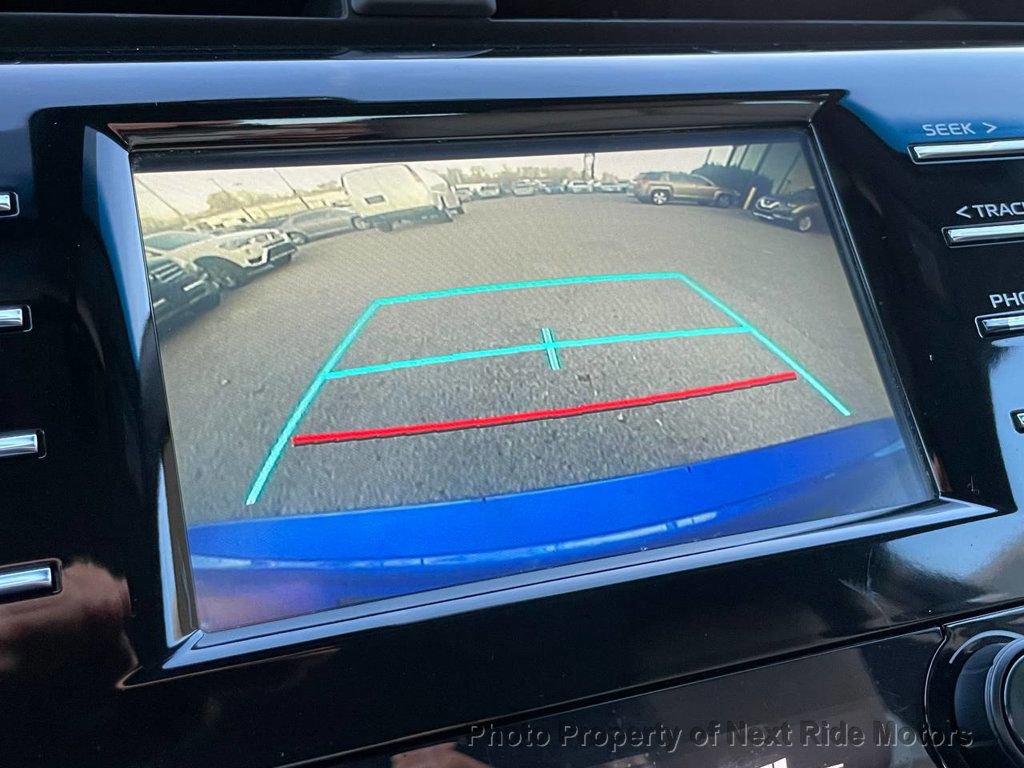 Used 2018 Toyota Camry SE image 26