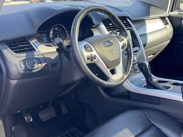 Used 2013 Ford Edge SEL FWD image 12
