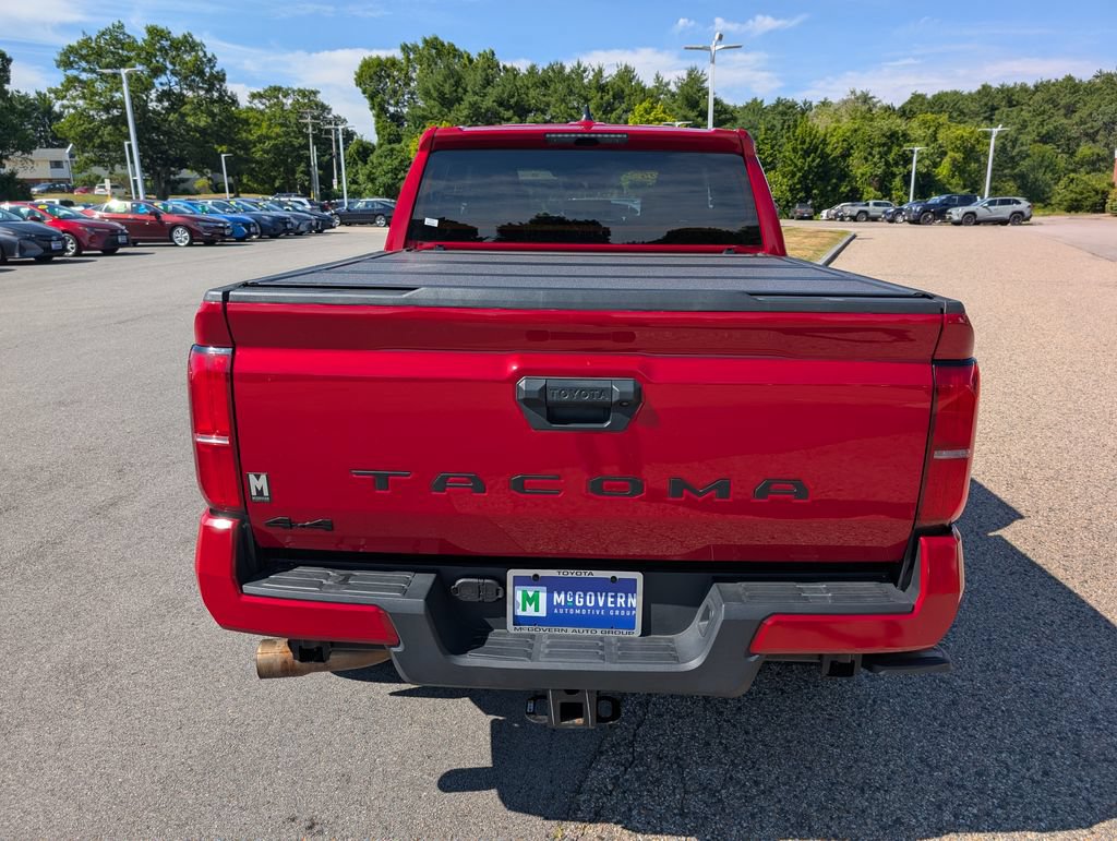 Used 2025 Toyota Tacoma TRD Sport AWD/4WD image 4