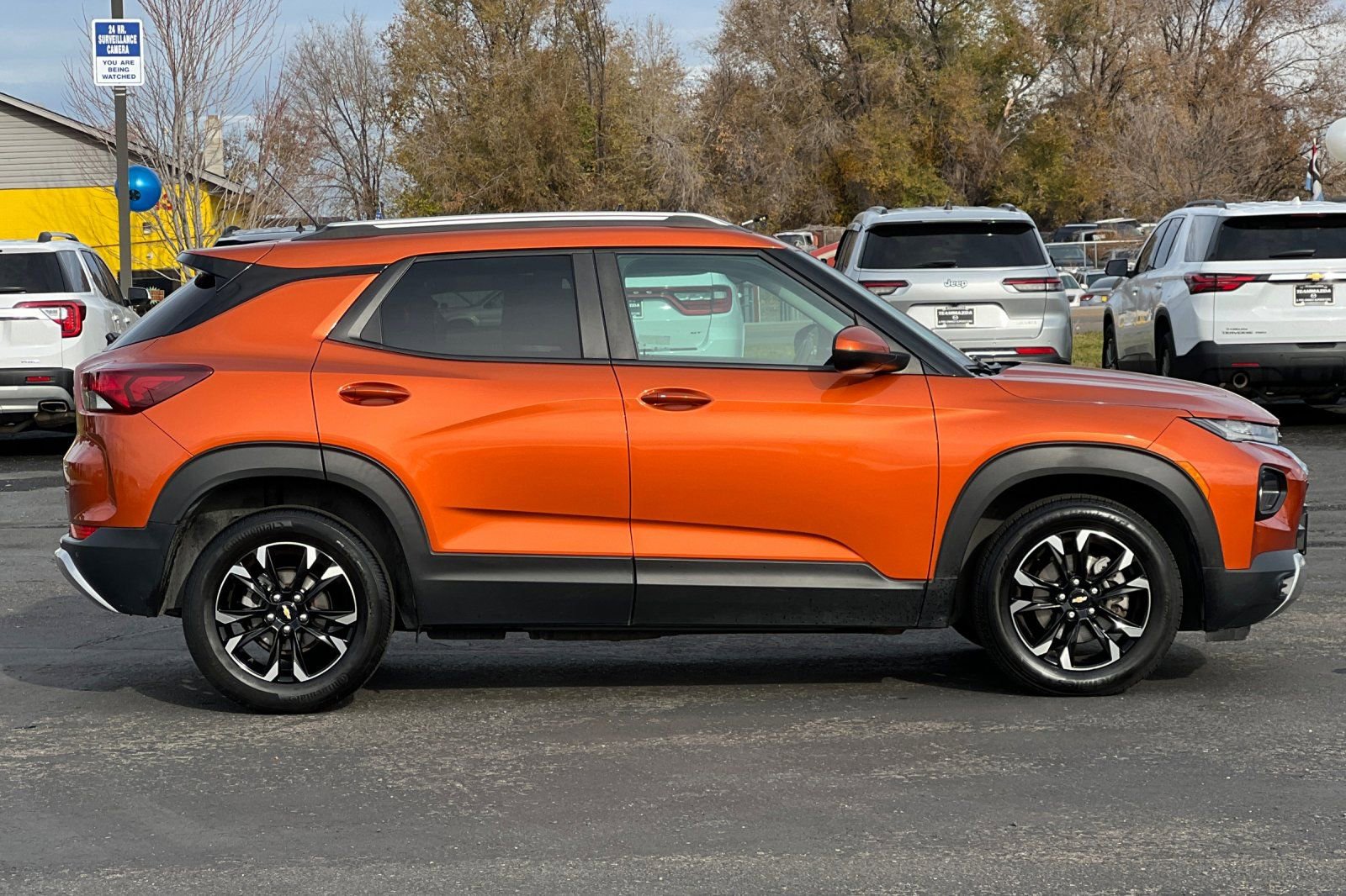 Used 2022 Chevrolet TrailBlazer LT w/ Convenience Package image 3