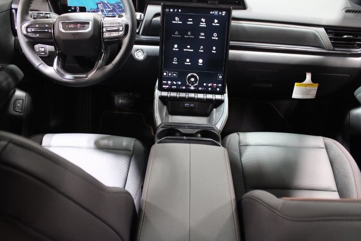 New 2026 GMC Terrain AT4 w/ Convenience Package III AWD/4WD image 27