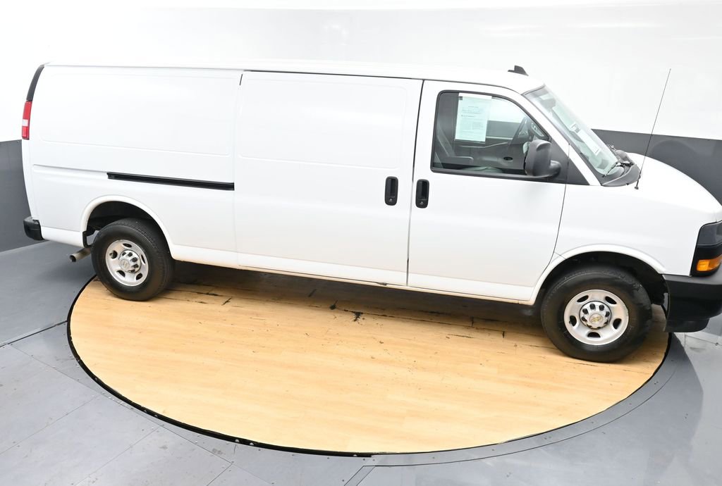 Used 2024 Chevrolet Express 3500 Extended w/ Driver Convenience Package image 44