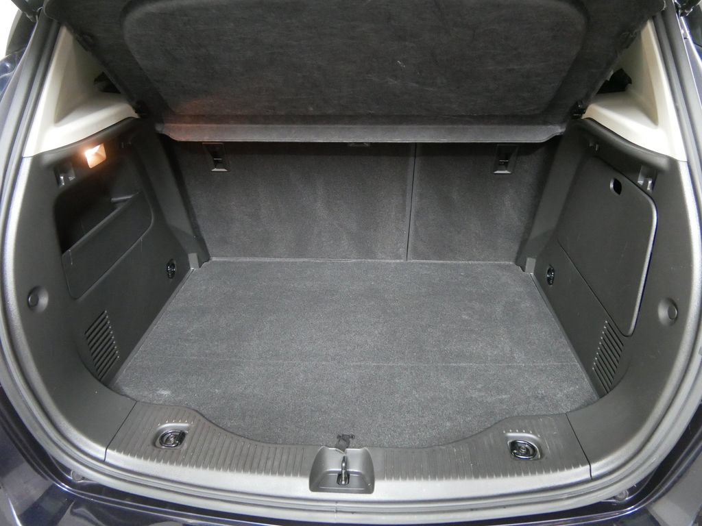 Used 2022 Buick Encore Preferred w/ Safety Package FWD image 6