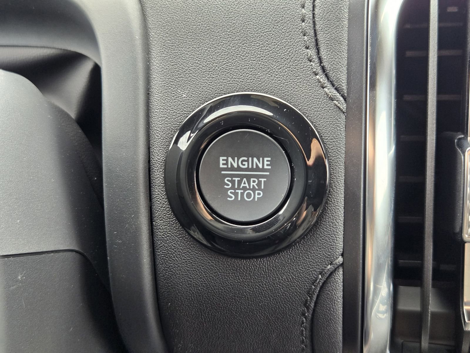 New 2026 Ford Expedition Tremor image 23