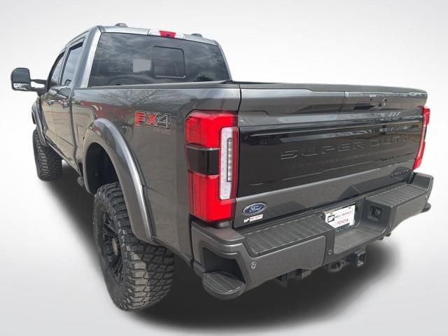 Used 2025 Ford F250 Platinum image 3