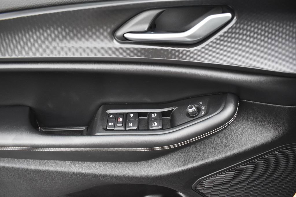 Used 2024 Jeep Grand Cherokee Laredo RWD image 18