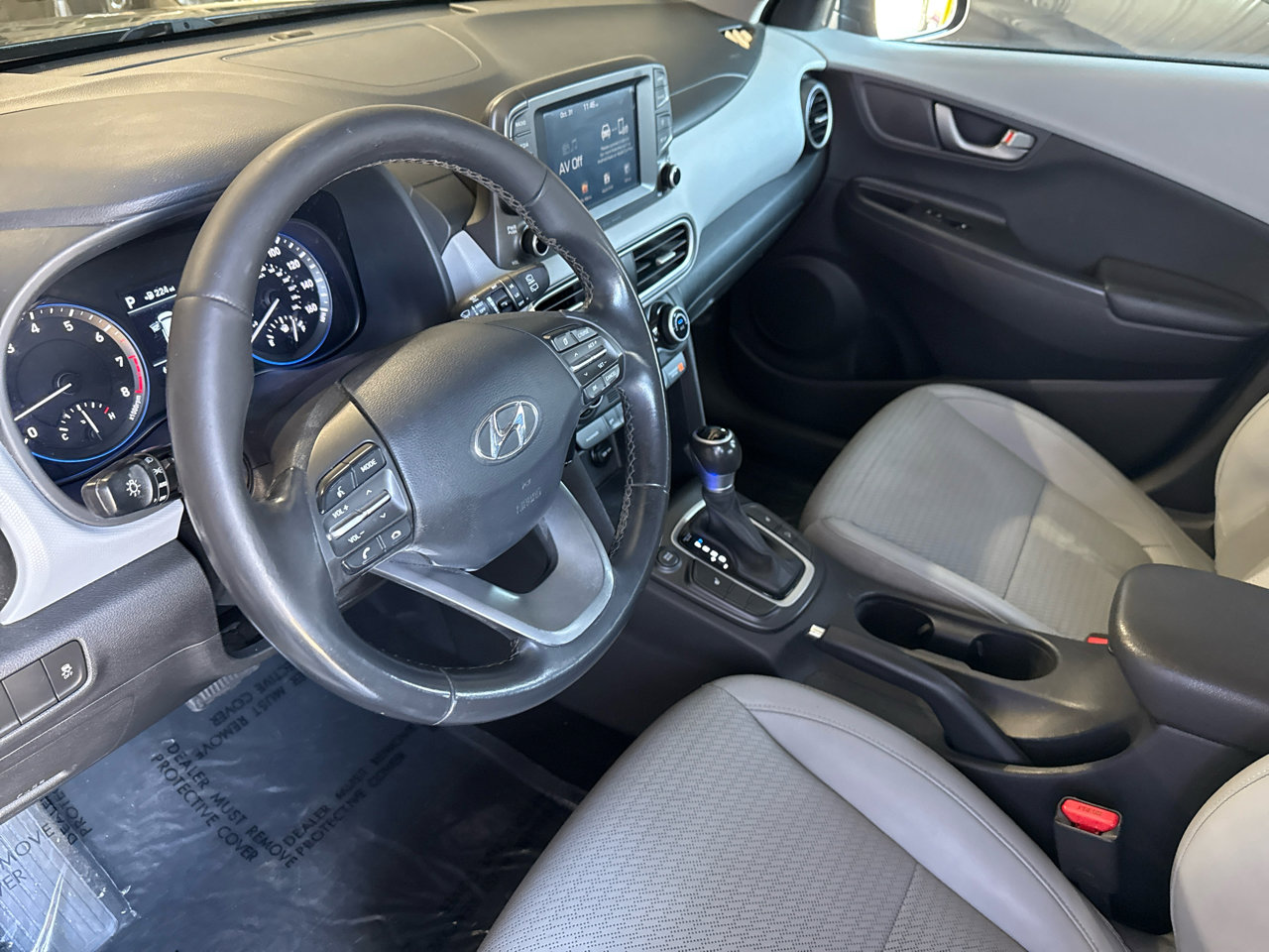 Used 2018 Hyundai Kona Limited image 33
