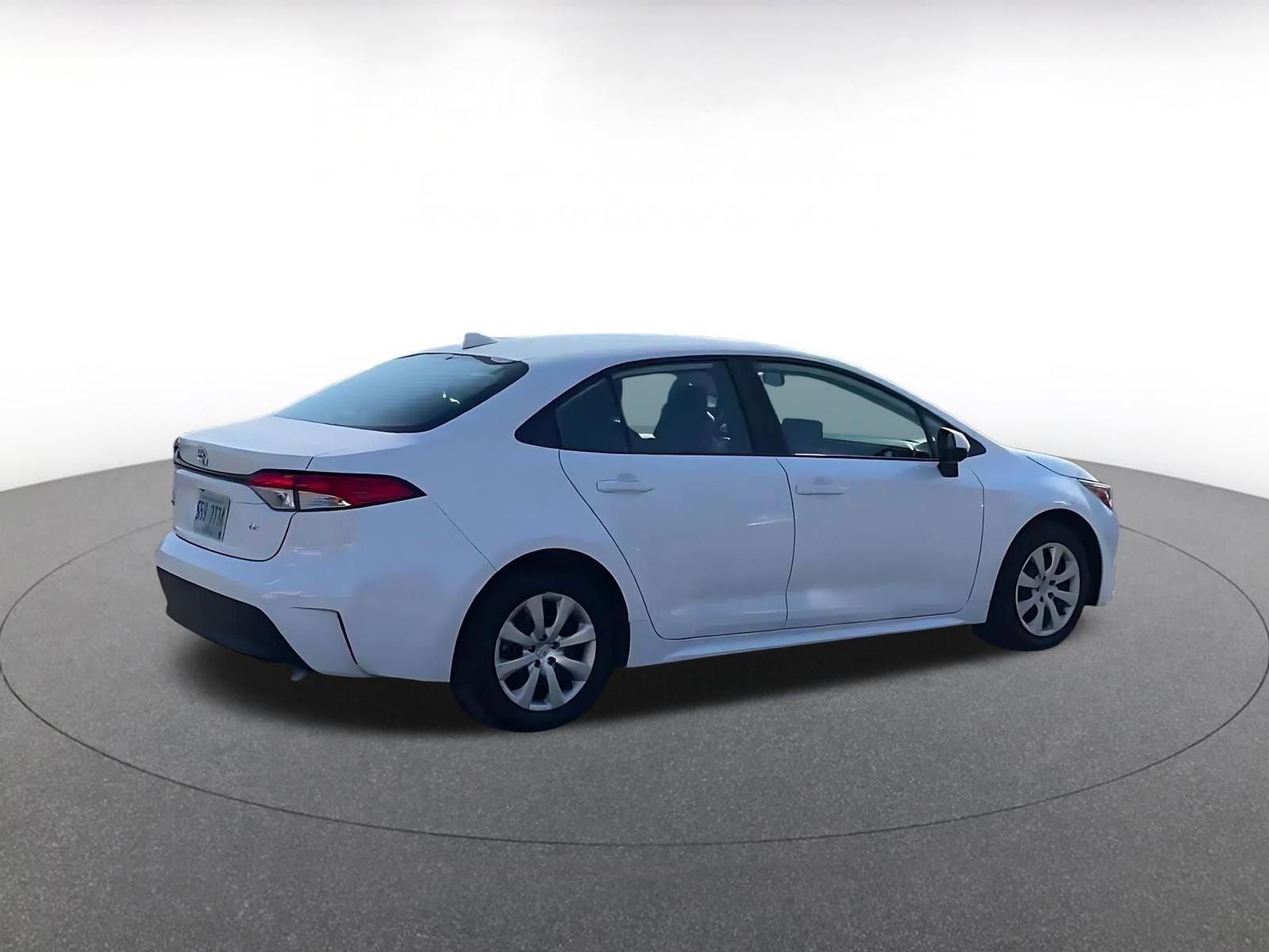 Used 2025 Toyota Corolla LE FWD image 15