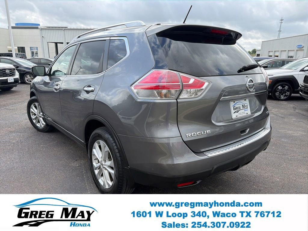 Used 2015 Nissan Rogue SV w/ SV Premium Package image 3