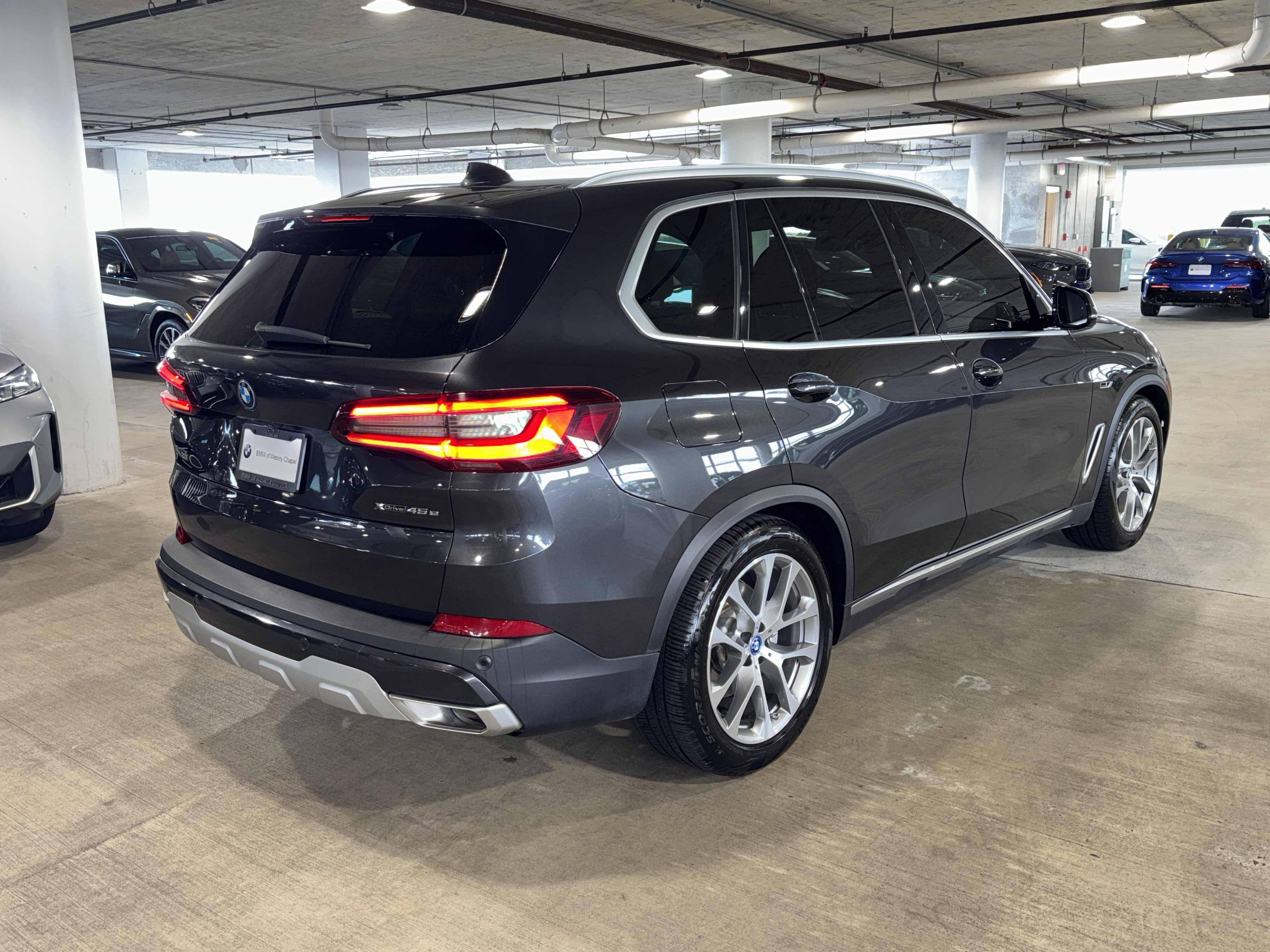 Certified 2023 BMW X5 xDrive45e AWD/4WD image 8