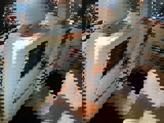 Used 2011 Rolls-Royce Ghost image 11