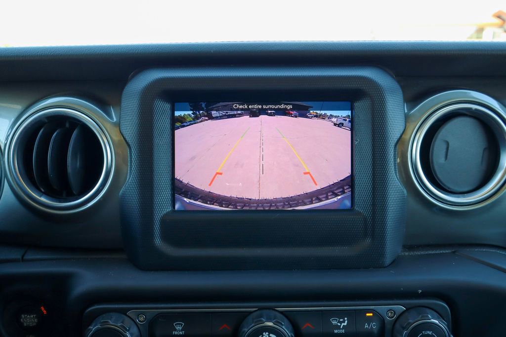 Used 2019 Jeep Wrangler Unlimited Sahara w/ Safety Group AWD/4WD image 21