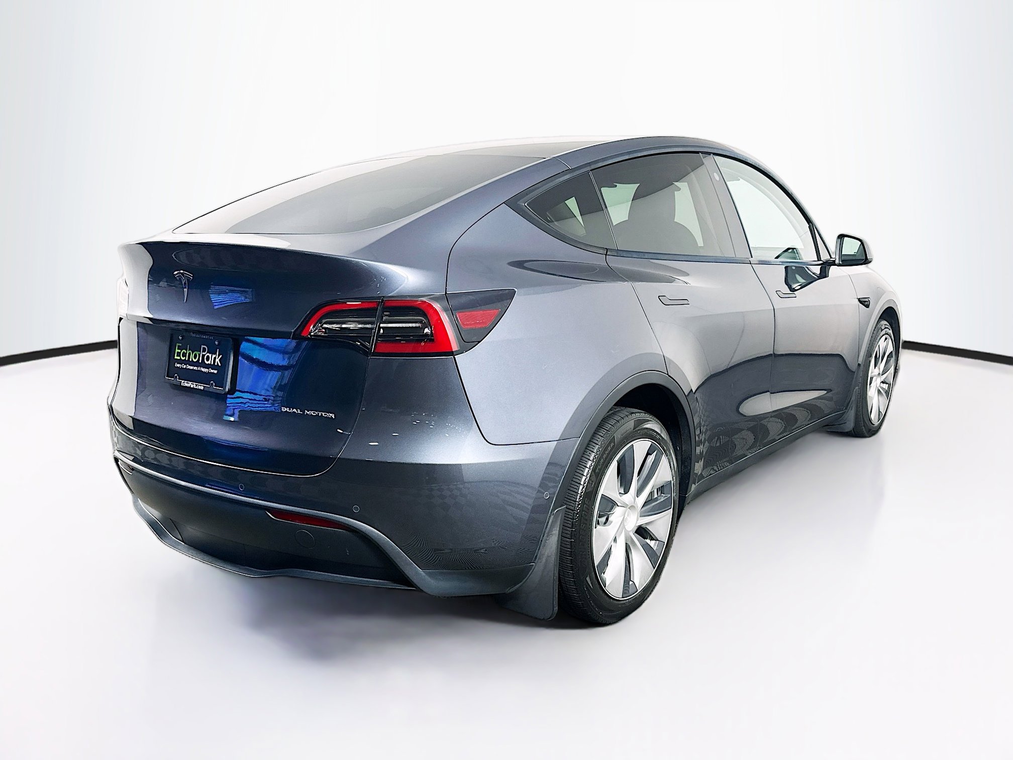 Used 2021 Tesla Model Y Long Range AWD/4WD image 9
