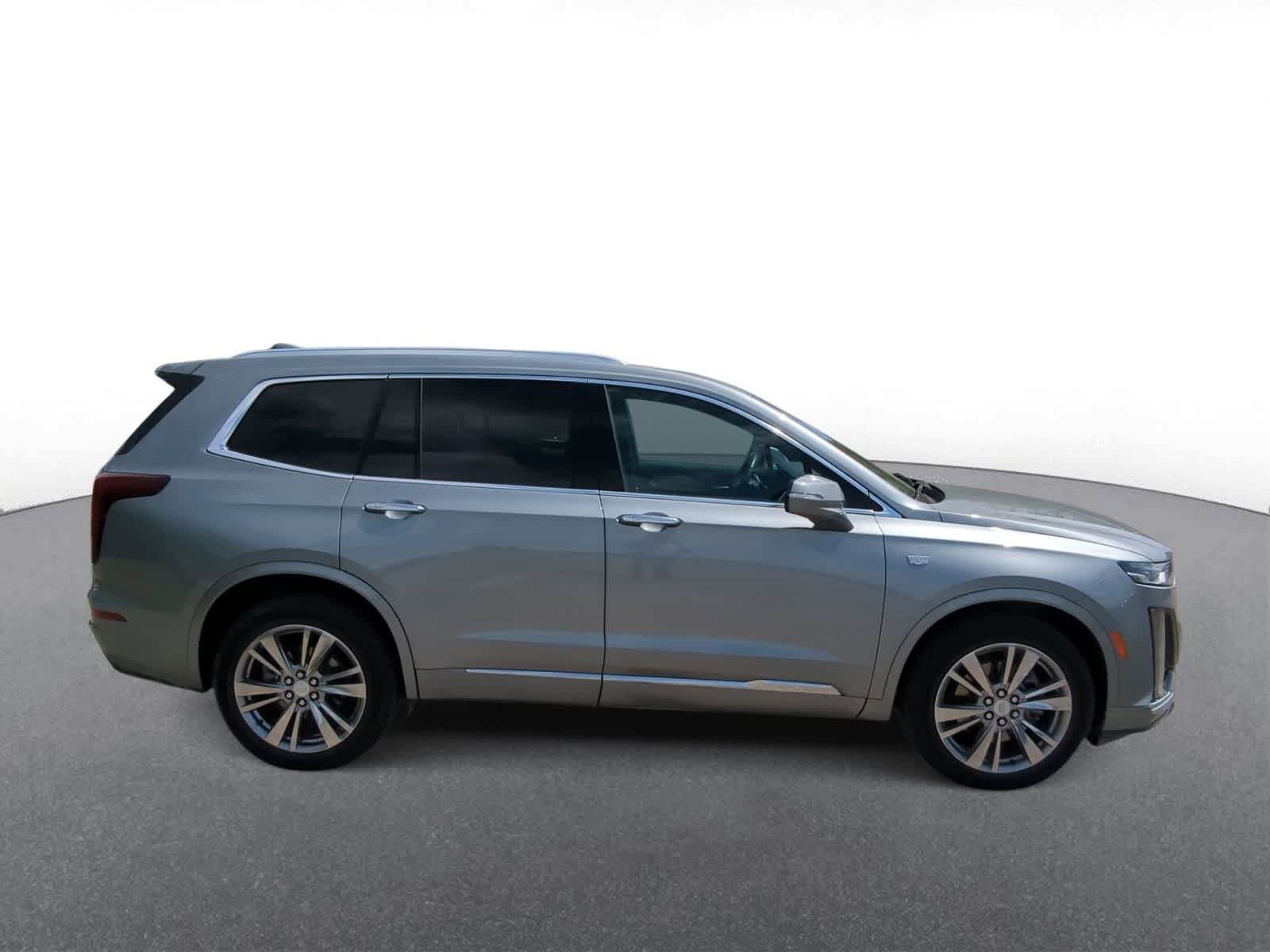 Used 2024 Cadillac XT6 Premium Luxury AWD/4WD image 9