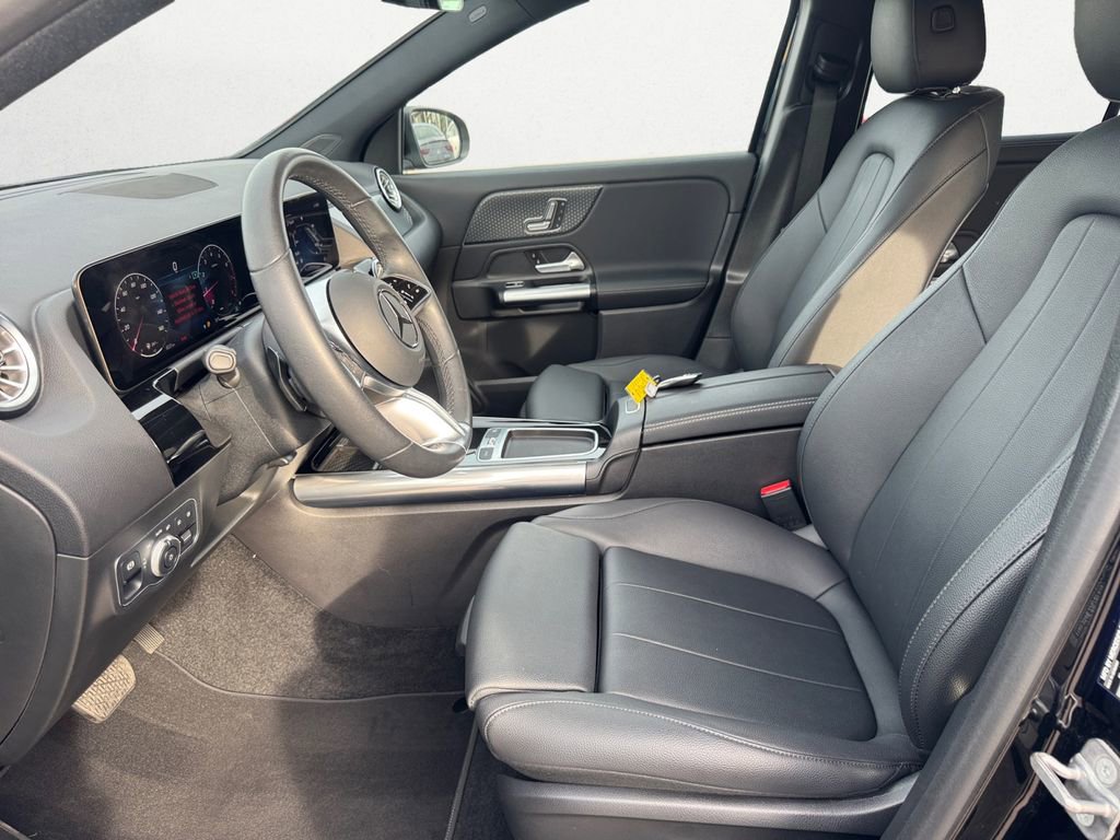 Certified 2025 Mercedes-Benz GLA 250 image 10