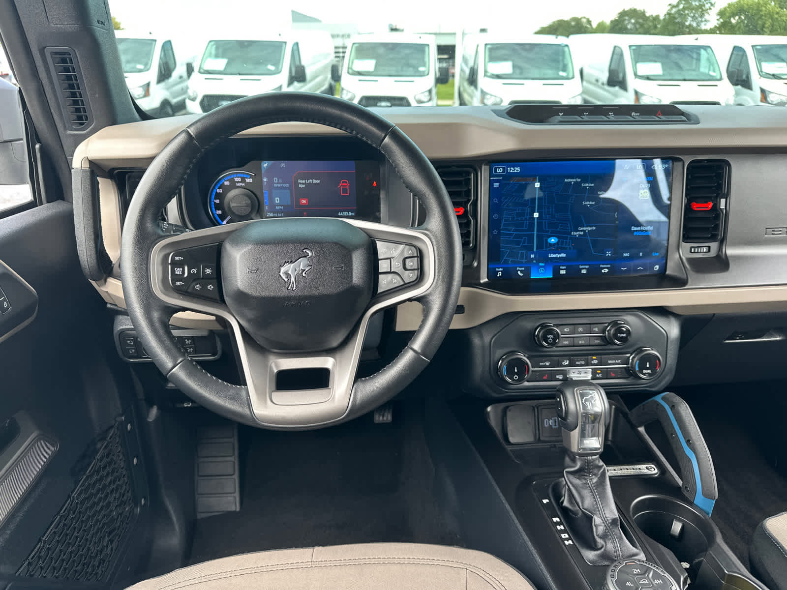 Certified 2022 Ford Bronco Wildtrak image 16