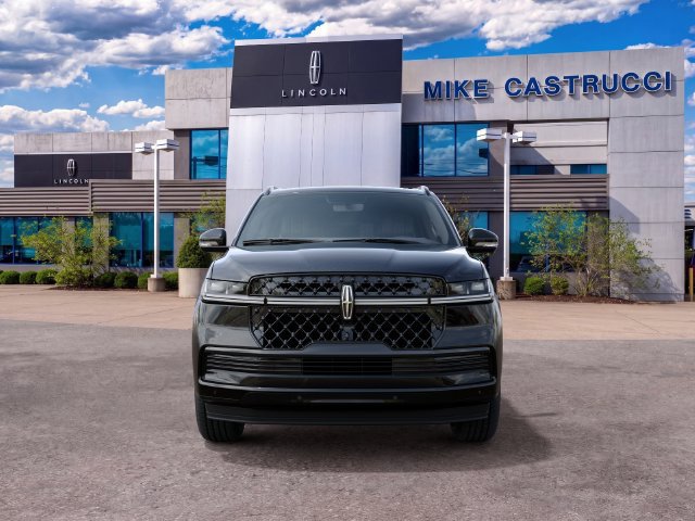 New 2027 Lincoln Navigator L Reserve w/ Jet Appearance Package AWD/4WD image 3