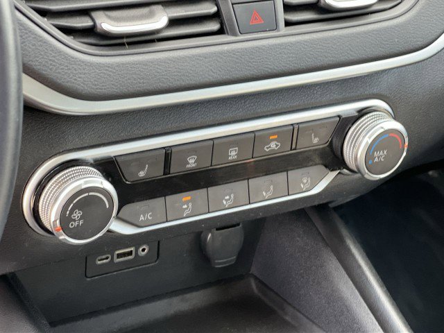 Used 2019 Nissan Altima 2.5 SR w/ SR Premium Package FWD image 17