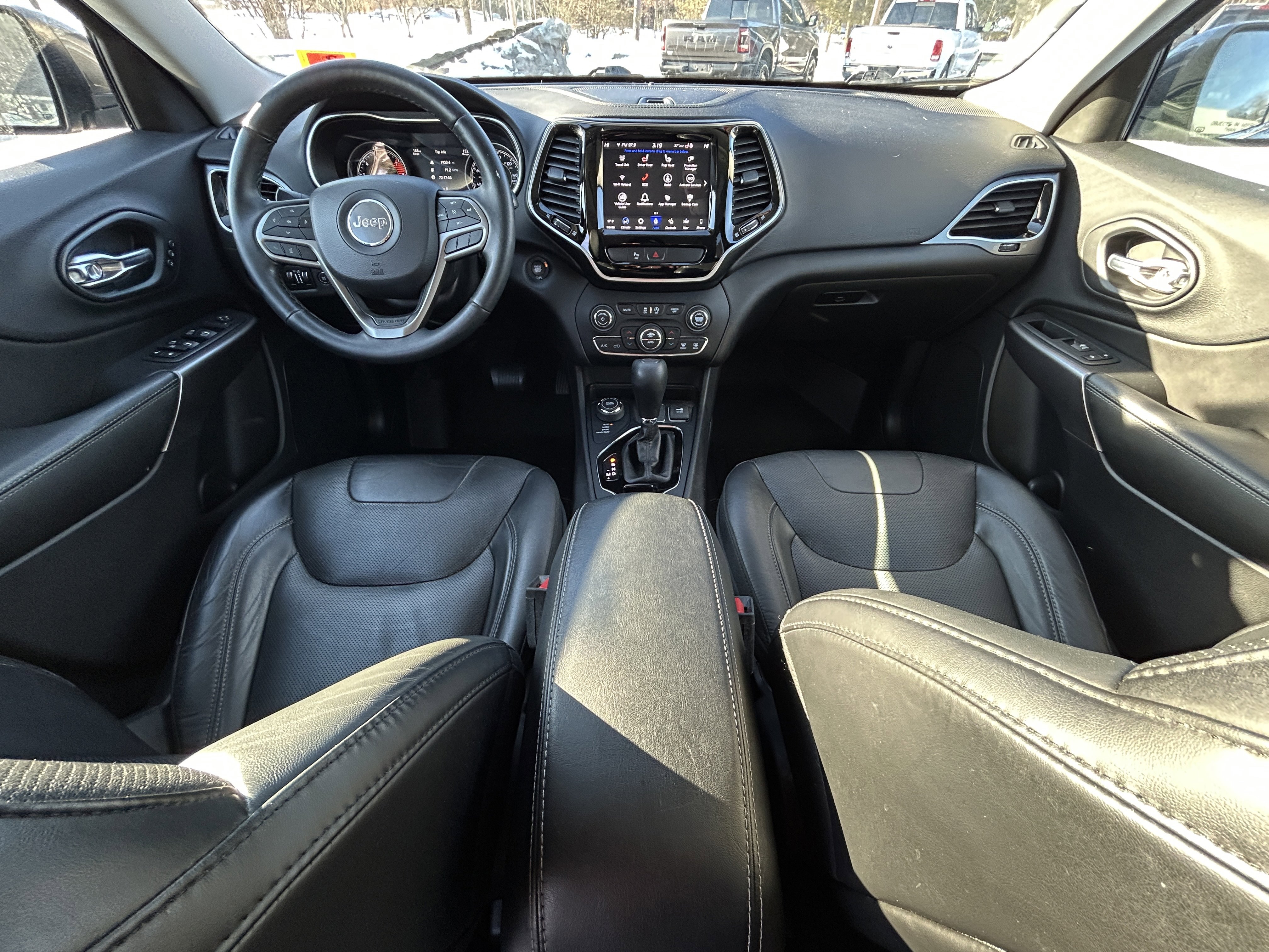 Used 2019 Jeep Cherokee Limited image 22