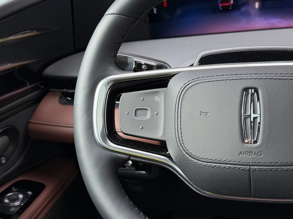 New 2026 Lincoln Nautilus Reserve w/ Jet Appearance Package AWD/4WD image 14
